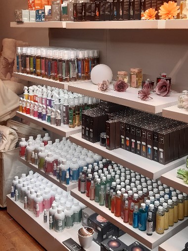 Edoardo Zanotti - Rivenditore Muhà fragranze