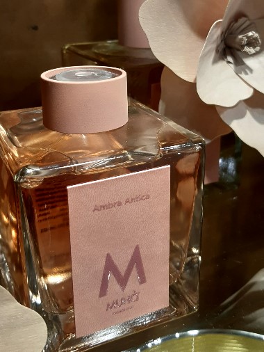 Edoardo Zanotti - Rivenditore Muhà fragranze